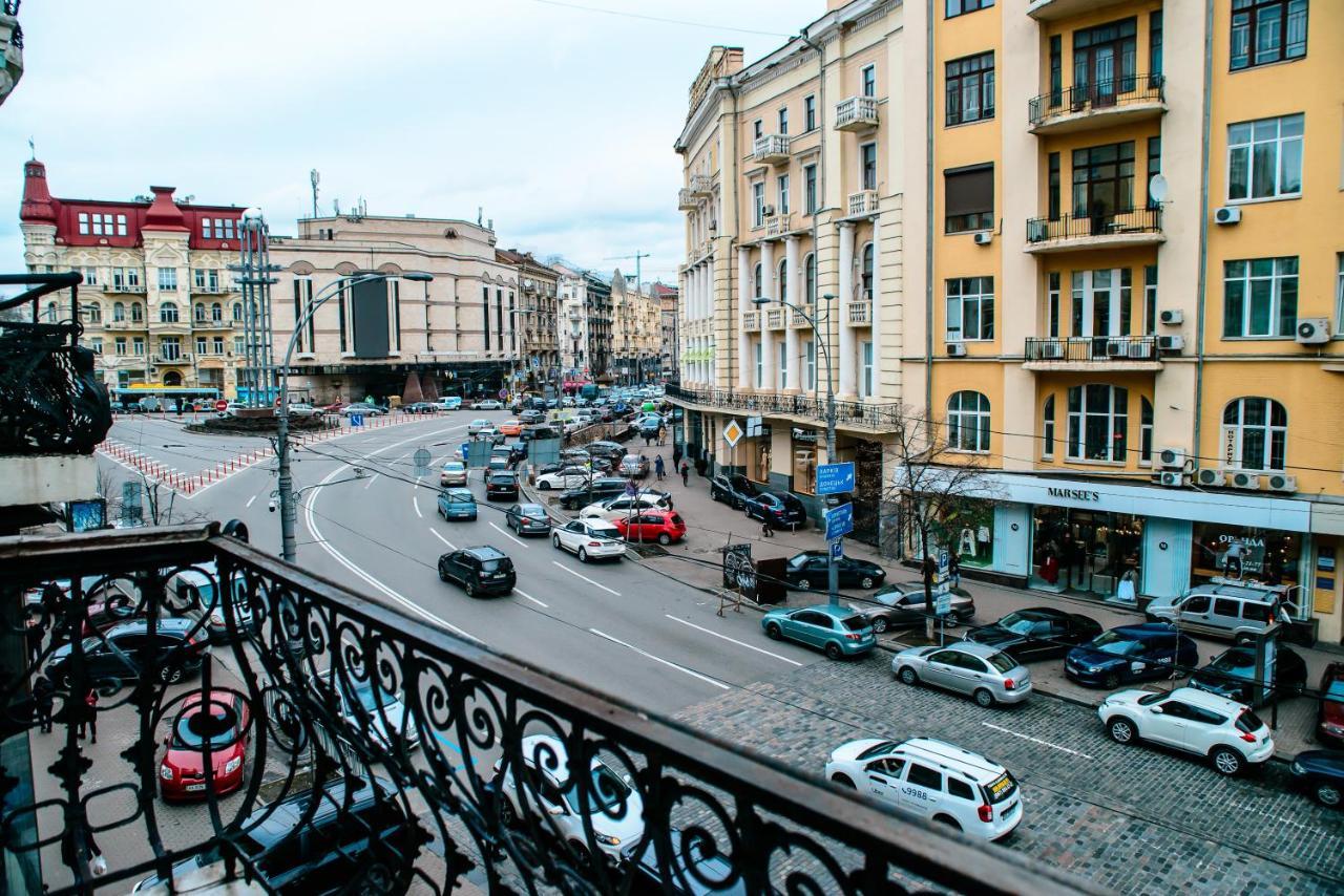 U-Compass Hostel Kiev Bagian luar foto